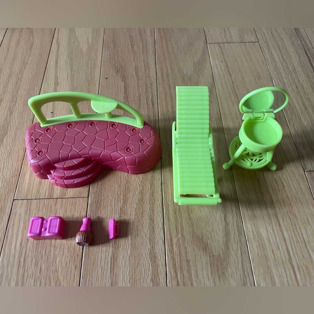 Polly Pocket Playset - Picture 3 of 3